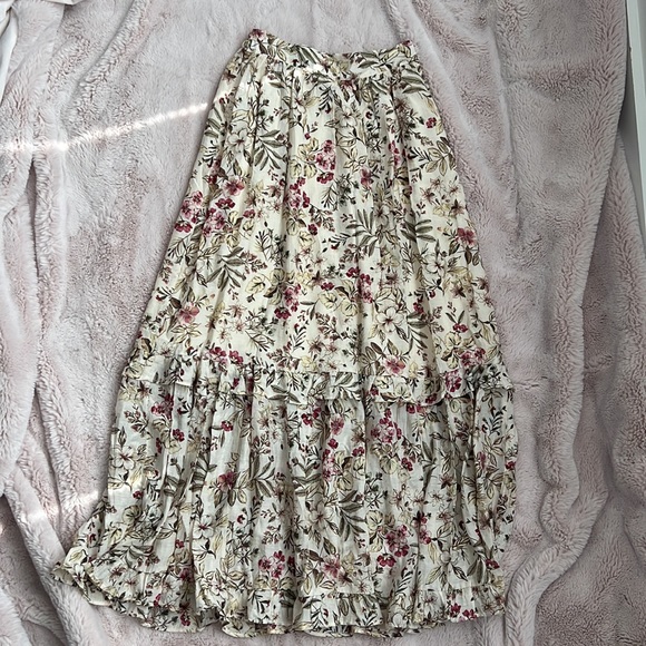 Mango floral tiered midi skirt in ecru - Picture 4 of 5